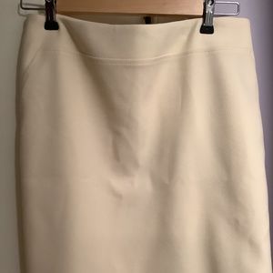 Worth size 8 cream knee length skirt